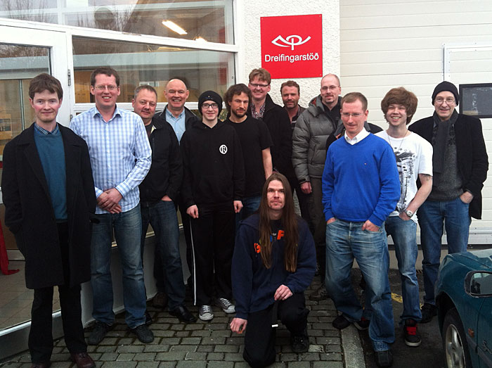 Reykjavík. Heute ein kleines Schachturnier im Kollegenkreis (Pósturinn)! - Gruppenfoto mit (fast) allen Teilnehmern! Es hat Spass gemacht, hoffentlich kommt bald das zweite Turnier. Takk fyrir, Guðmundur Karl. (17.03.2012)