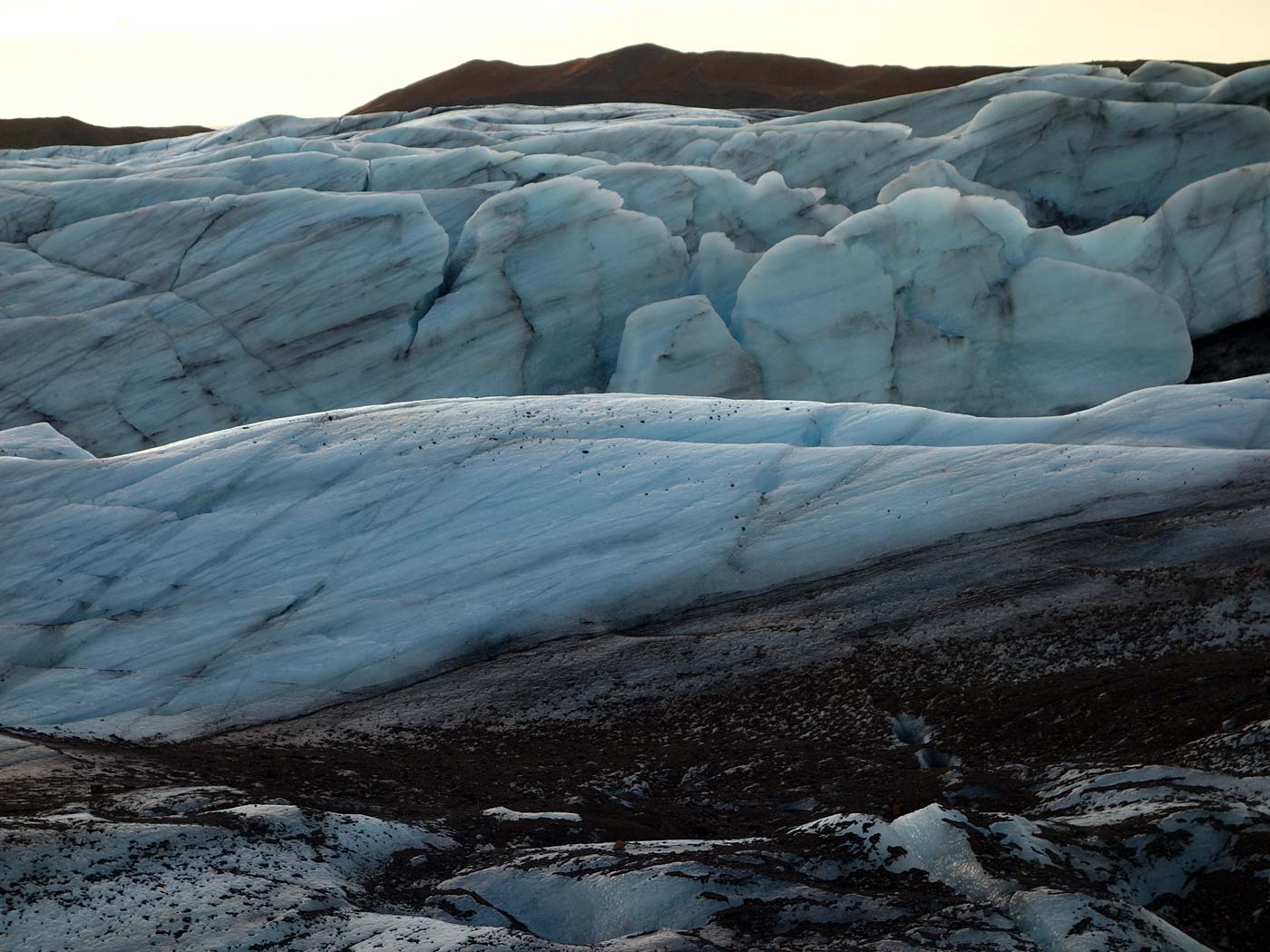 Southeast. Skaftafell, Svínafellsjökull. - Glacier snout Svínafellsjökull. (16 November 2013)