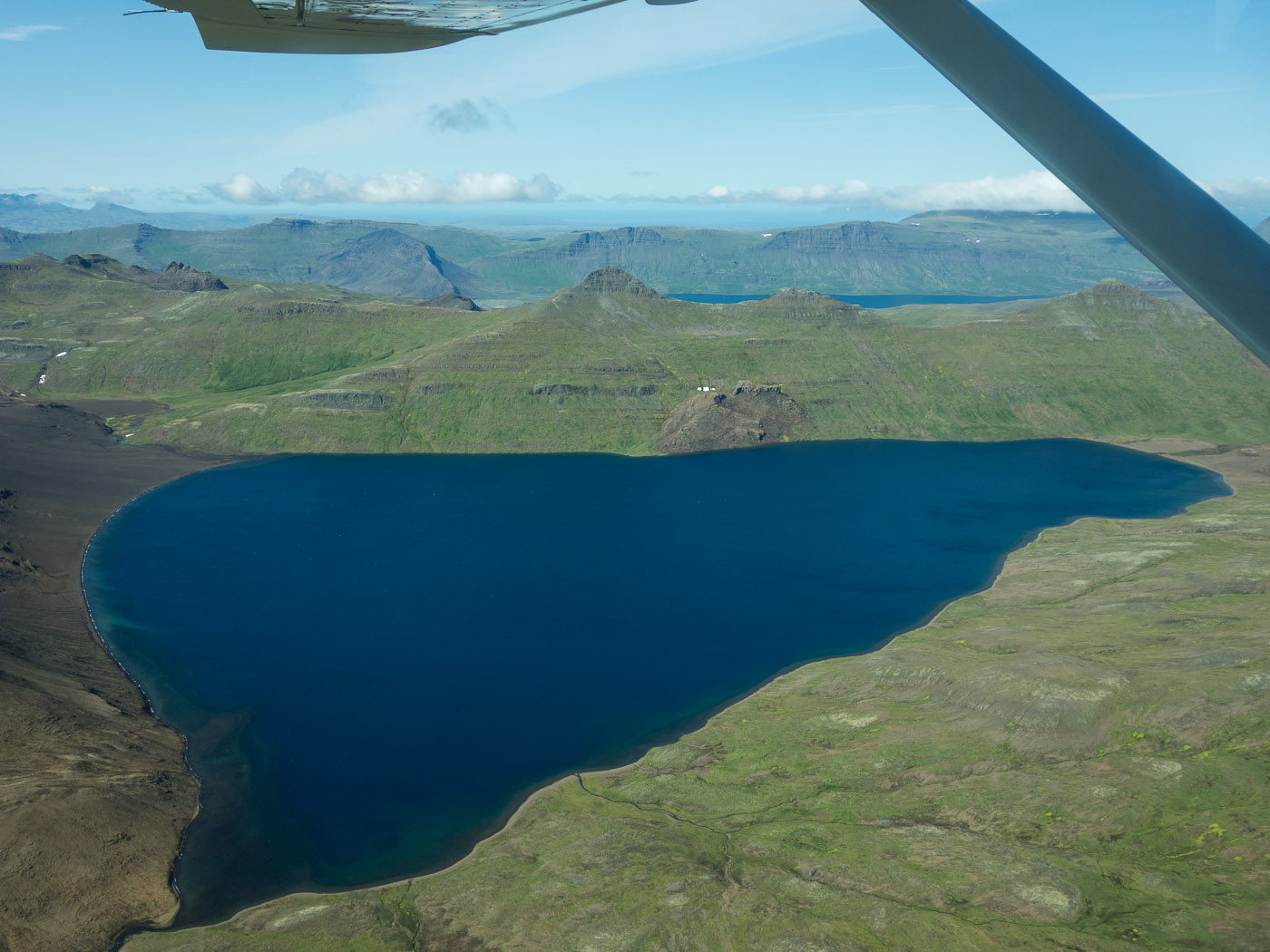 Reykjavík to Djúpavík. A flight ... - Háleiksvatn lake. (30 July 2014)
